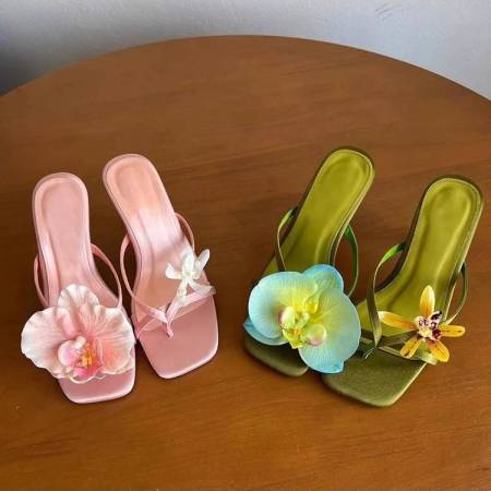 Asymmetric Flower High Heel Slippers